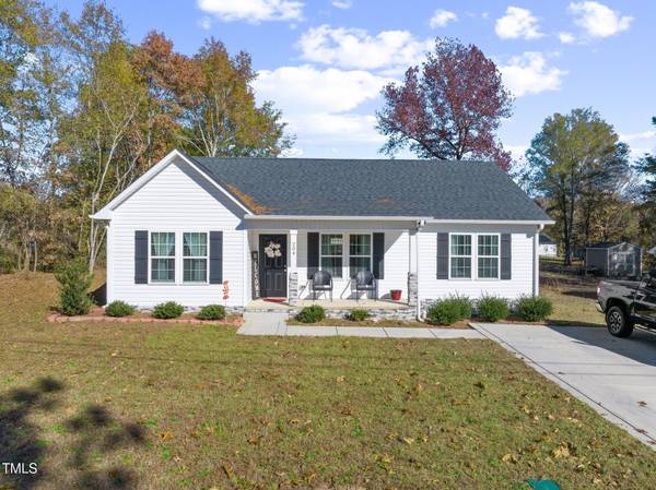 204 Burgess Circle, Broadway, NC 27505