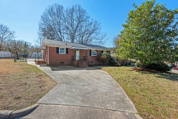 12 Dauphine Place, Durham, NC 27707