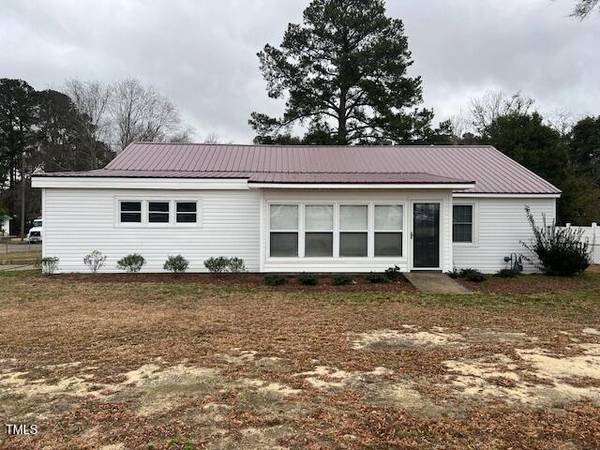 102 Sue Avenue, Dunn, NC 28334