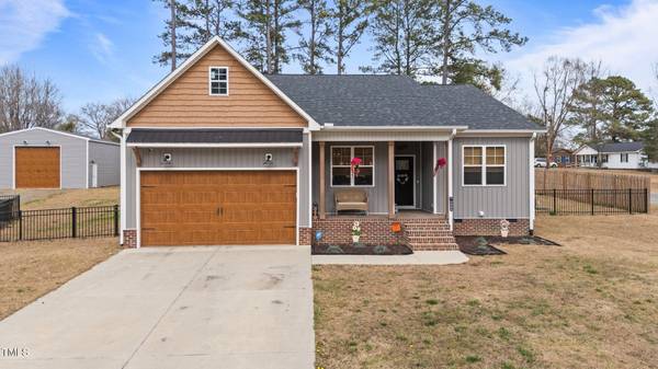 2690 Meadow View Lane, Sanford, NC 27332