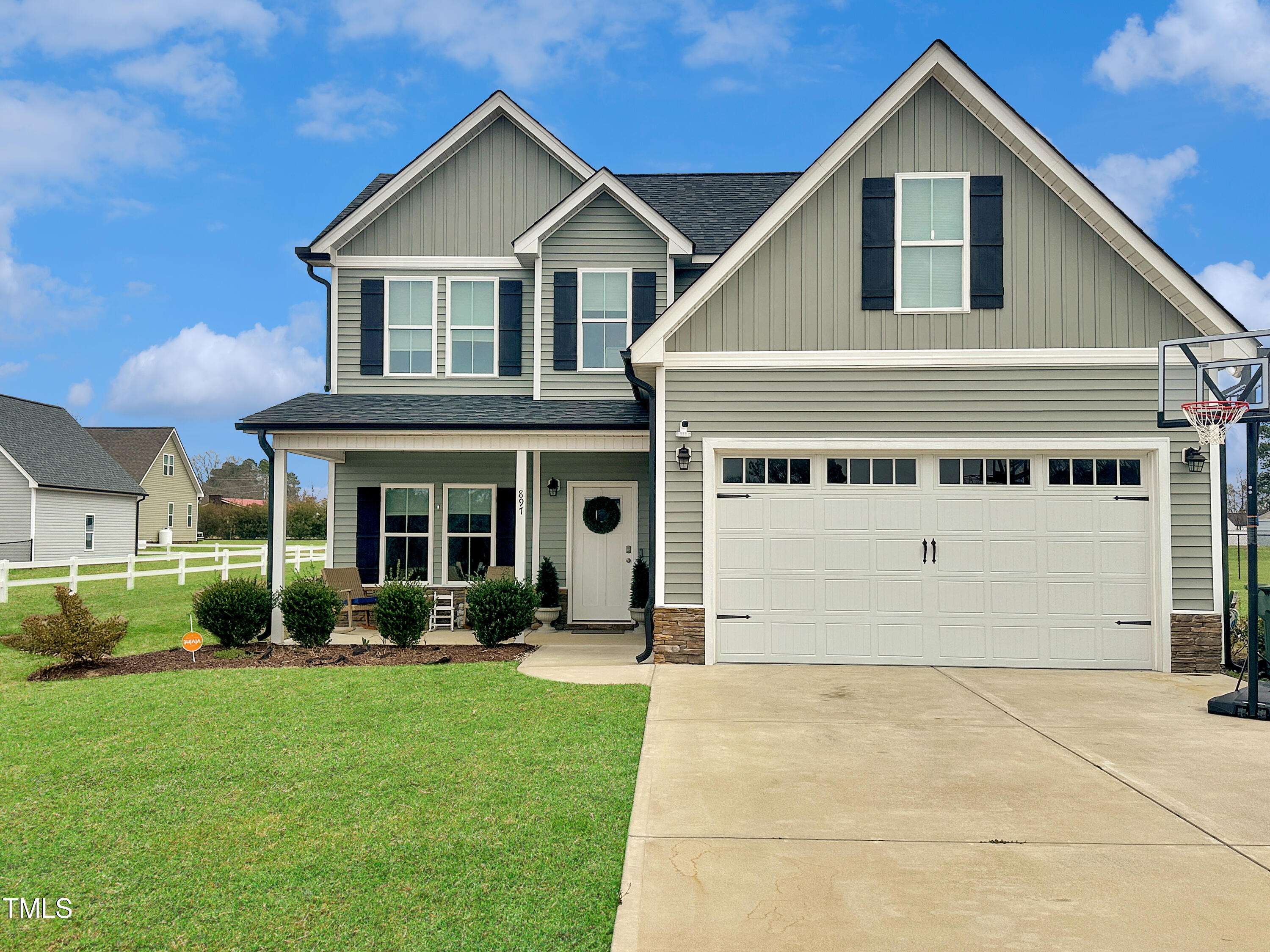 897 W Main Street, Benson, NC 27504