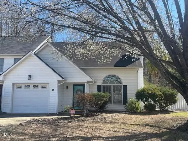 100 Brandywood Dr Drive, Dunn, NC 28334