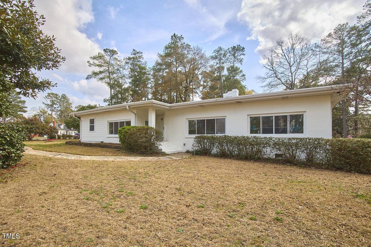 719 Kooler Circle, Fayetteville, NC 28305