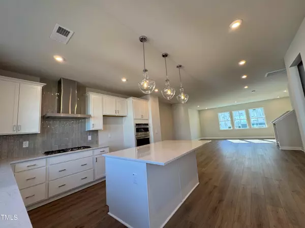 802 Hillfarm Drive, Wake Forest, NC 27587