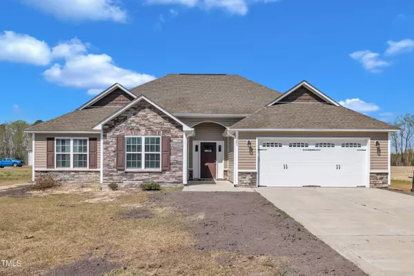 203 Jeter Drive,  Pikeville,  NC 27863