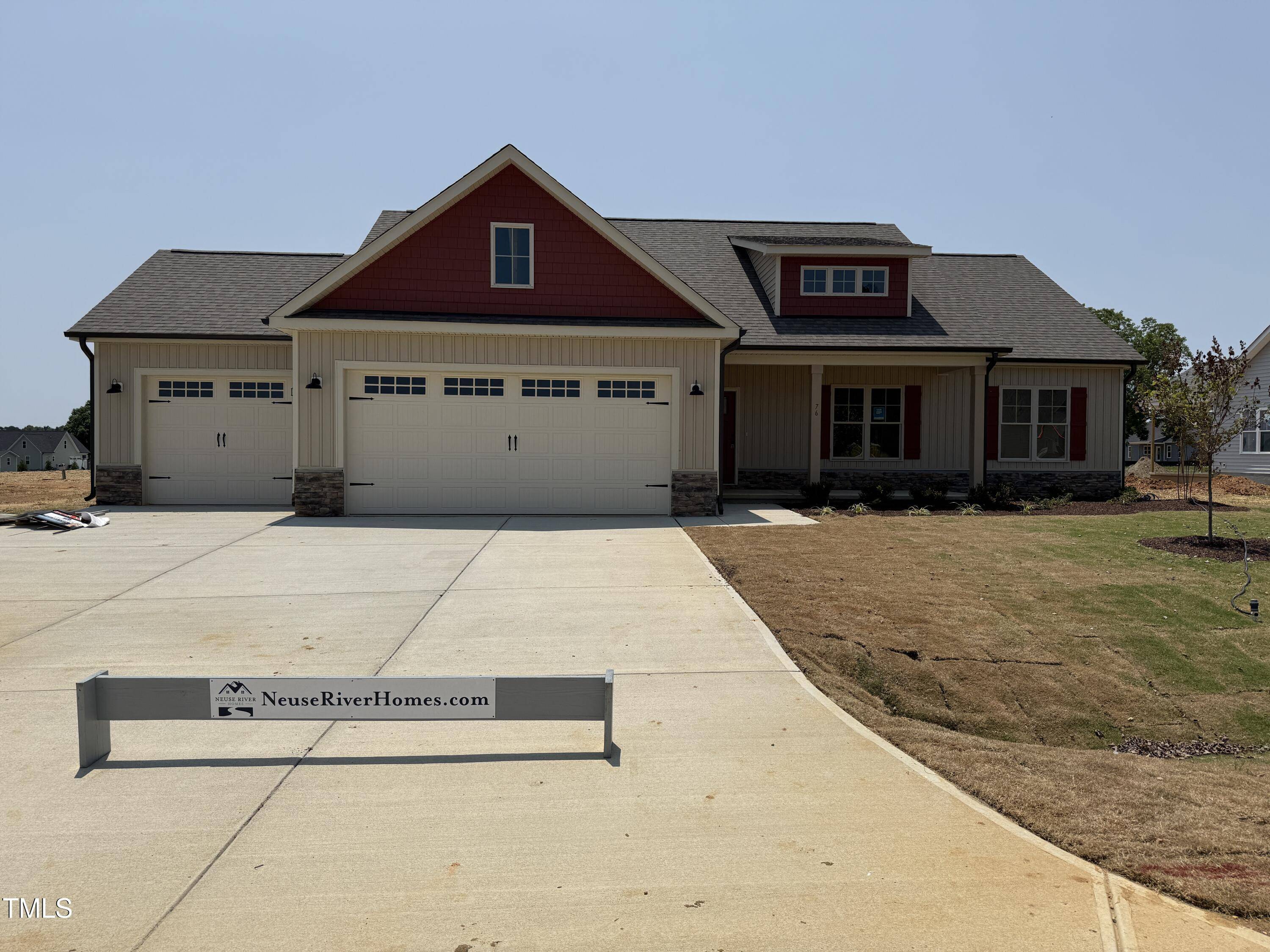 76 Royal Avenue, Selma, NC 27576