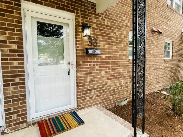 506 N Greensboro Street #Apt 33, Carrboro, NC 27510