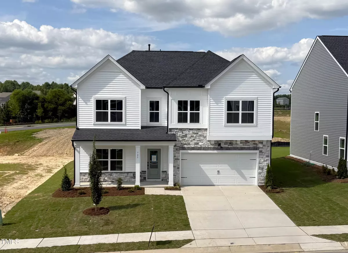 Rolesville, NC 27571,705 Compeer Way #31