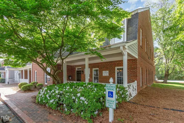 4004 Barrette Drive #101, Raleigh, NC 27609