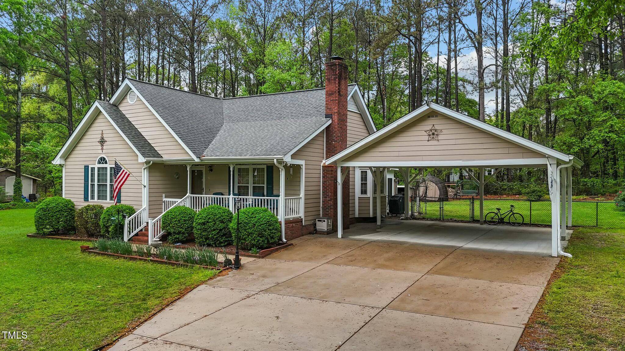 2024 Country Trails Drive,  Clayton,  NC 27520