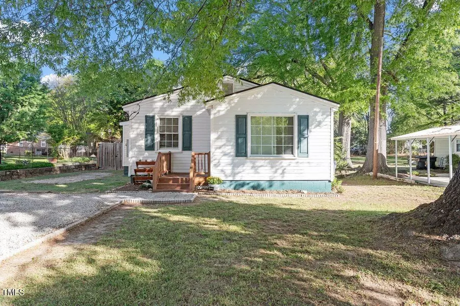 116 W Mciver Street, Zebulon, NC 27597