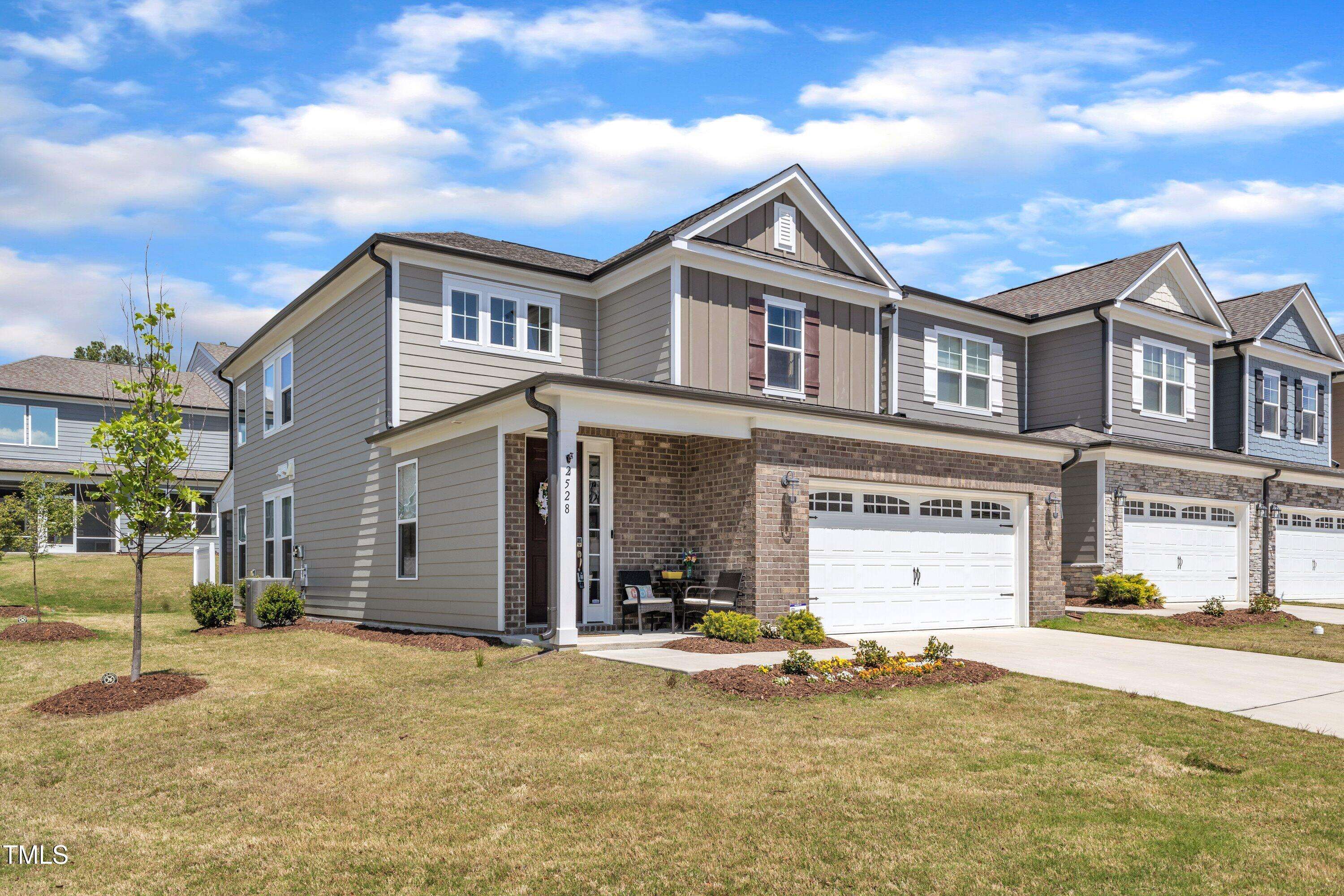 2528 Forge Village Way, Apex, NC 27523