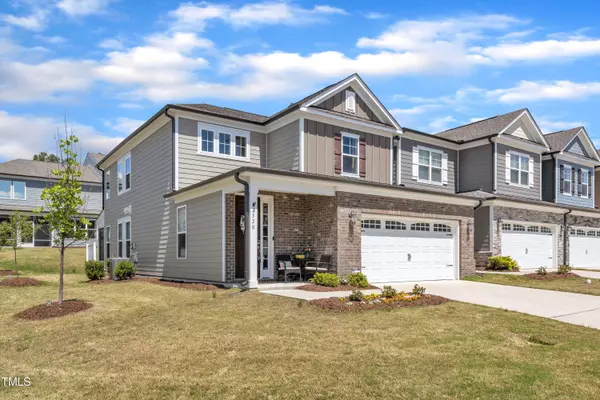2528 Forge Village Way, Apex, NC 27523