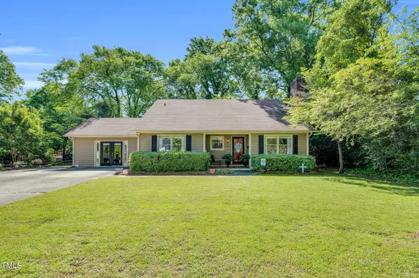 704 N Orange Avenue, Dunn, NC 28334