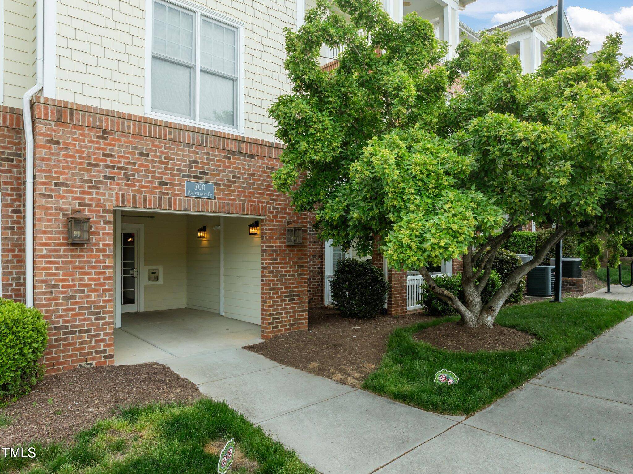 712 Portstewart Drive, Cary, NC 27519