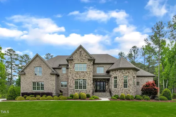 628 Carolina Crossings Drive, Apex, NC 27523