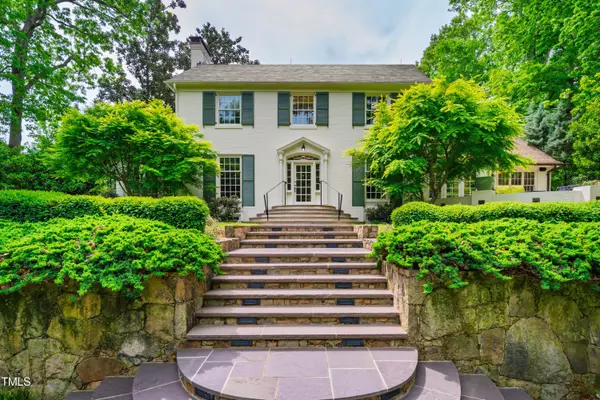 220 Glandon Drive, Chapel Hill, NC 27514