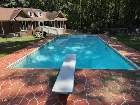 80 White Deer Lane, Henderson, NC 27537