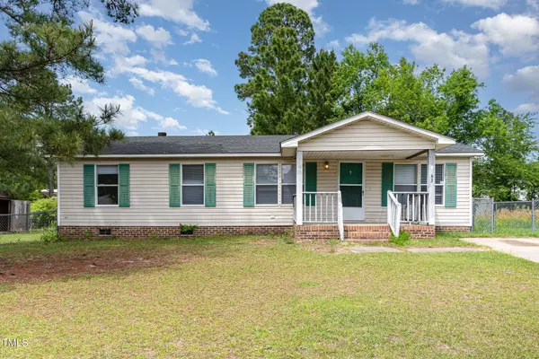 43 Columbus Court, Spring Lake, NC 28390