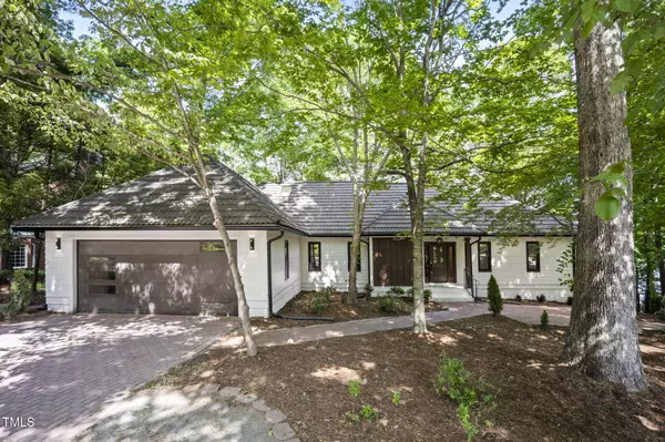 109 Lochview Drive, Cary, NC 27518