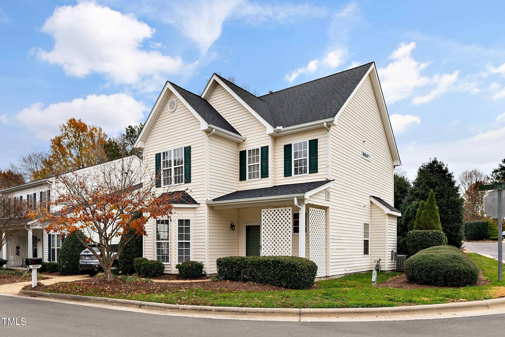 2014 Silky Dogwood Trail, Apex, NC 27502