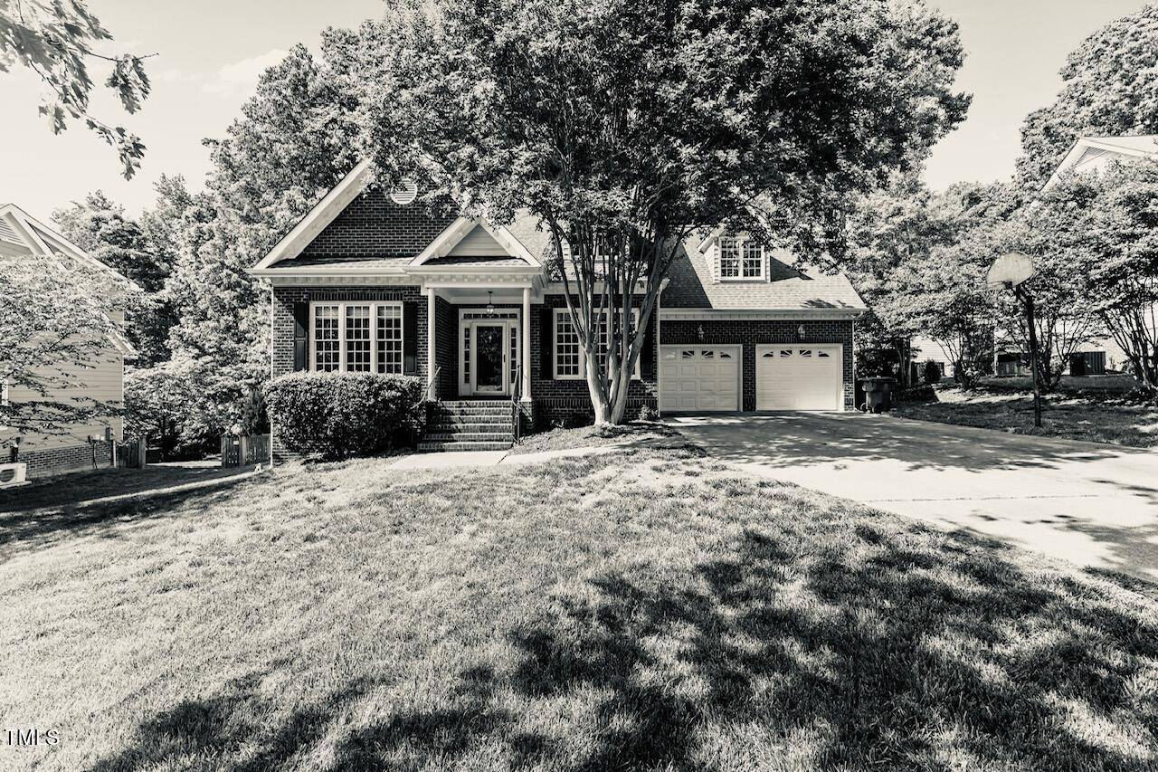 104 Crossway Lane, Holly Springs, NC 27540