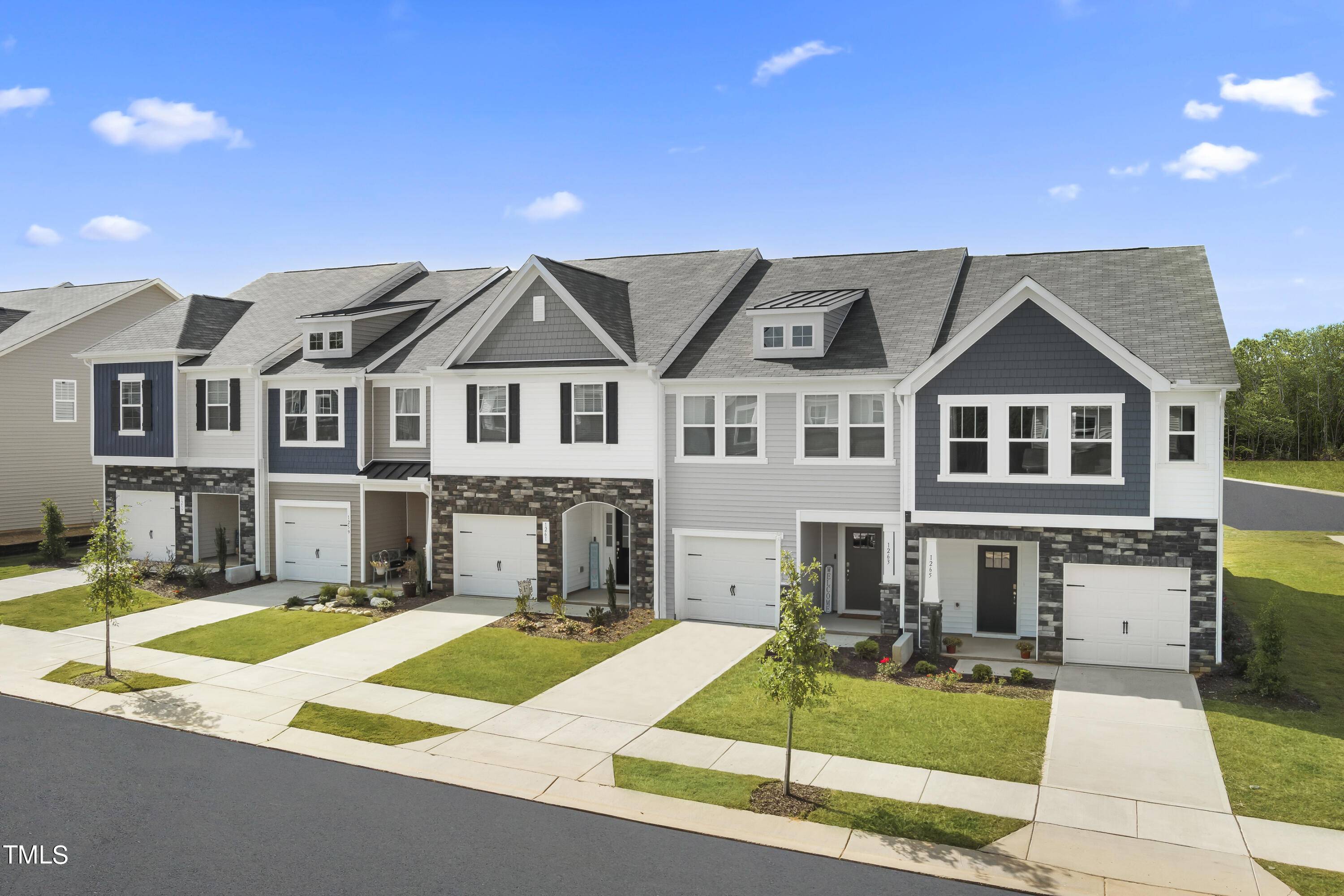 Clayton, NC 27520,48 Honeydew Way
