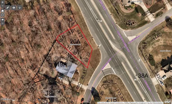 999 Huntington Run Lane, Kernersville, NC 27284