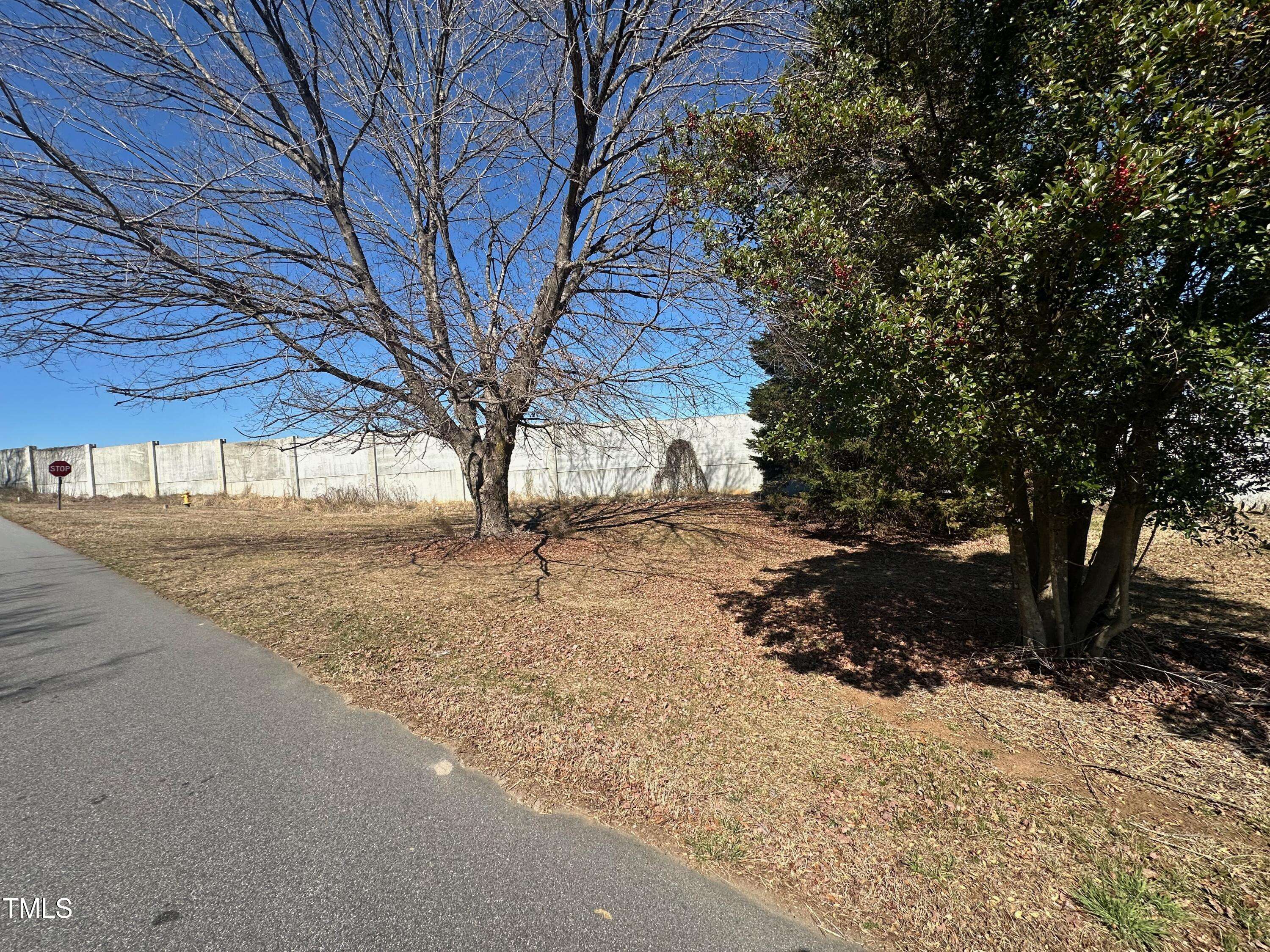 401 Montcrest Drive, Kernersville, NC 27284