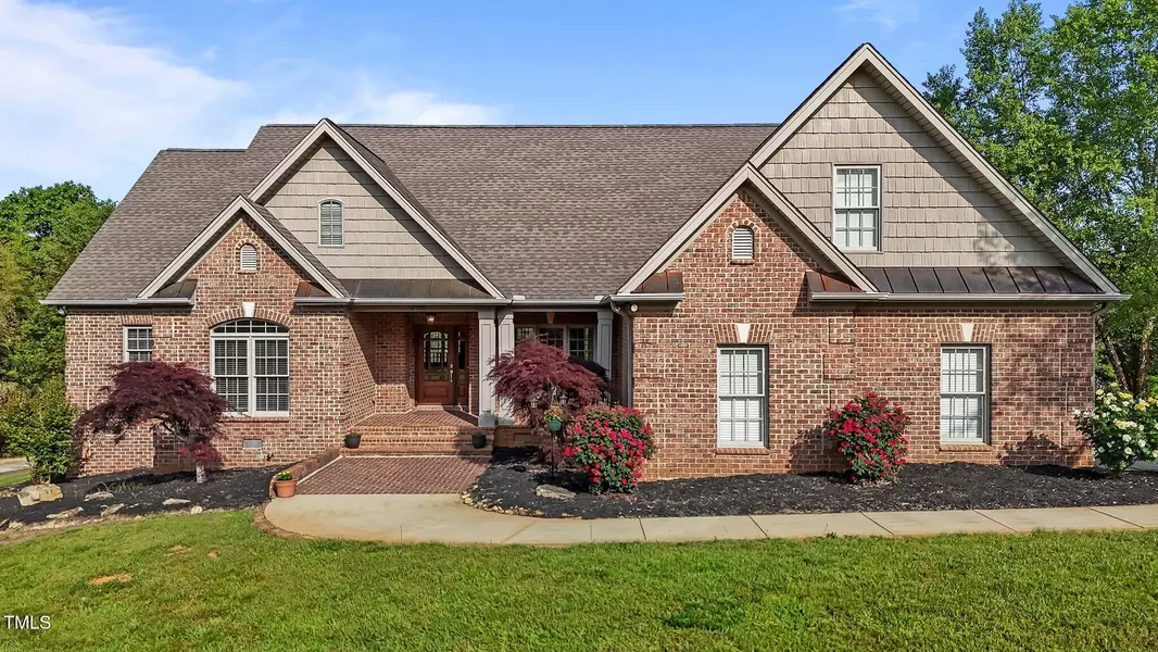 5250 Sartin Road, Burlington, NC 27217