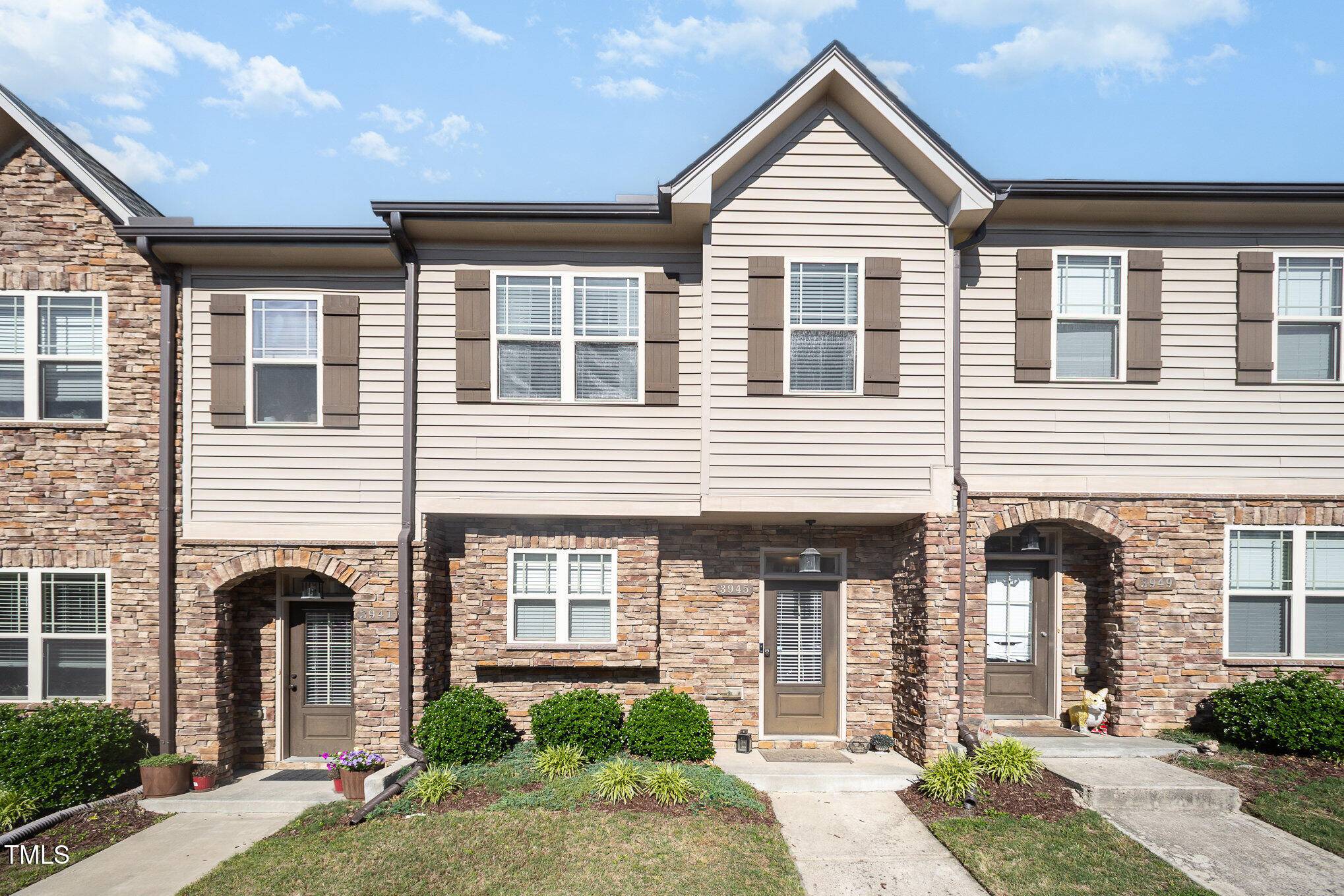3945 Amelia Park Drive, Raleigh, NC 27606