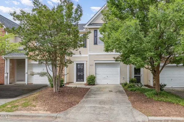 958 Shining Wire Way, Morrisville, NC 27560