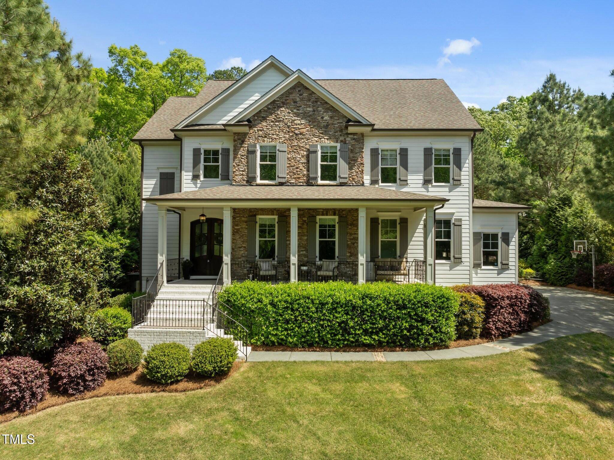 3913 Orchard Point Court, Apex, NC 27539