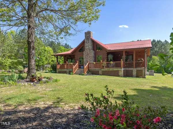 1656 Nc-42 Highway, Moncure, NC 27559