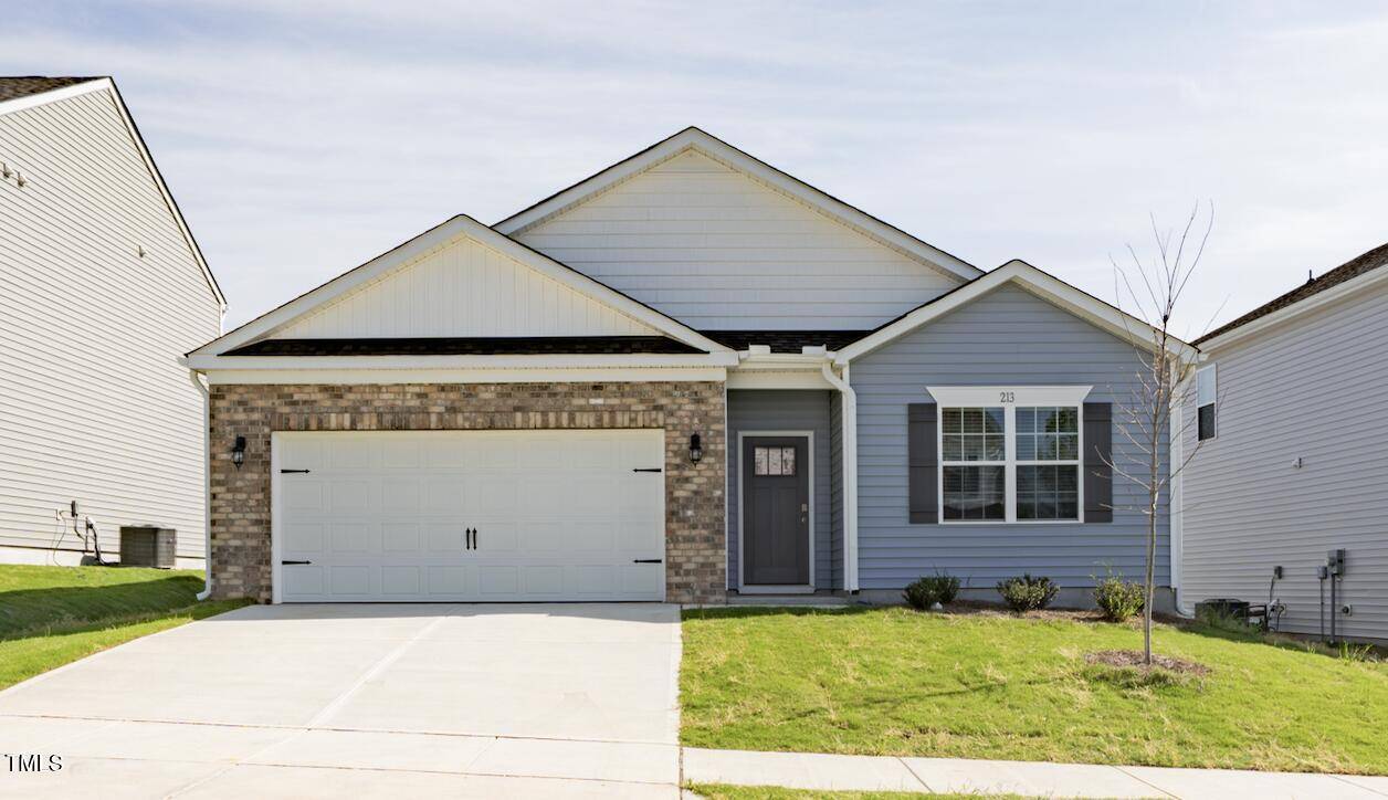 213 Moore Creek Drive, Fuquay Varina, NC 27526