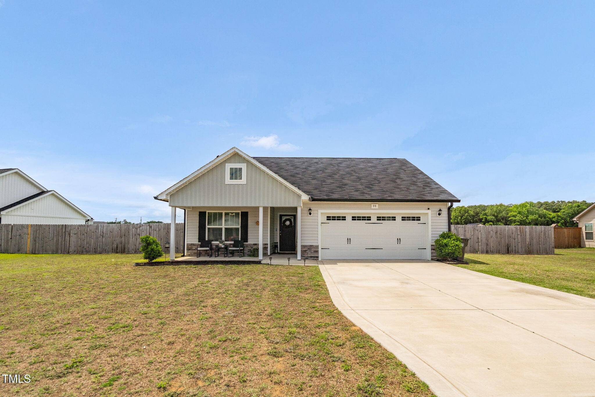 99 Vesper Lane, Parkton, NC 28371