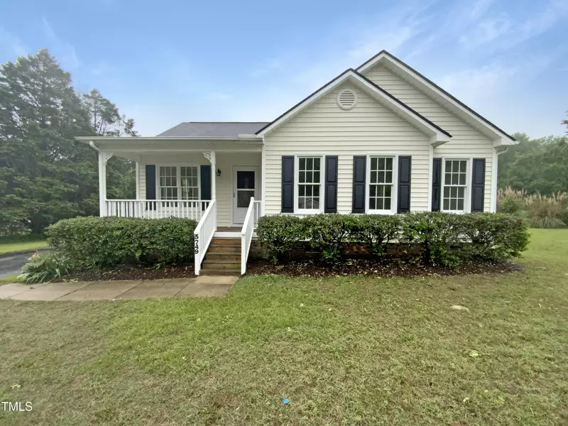 5749 Stone Crystal Drive, Fuquay Varina, NC 27526