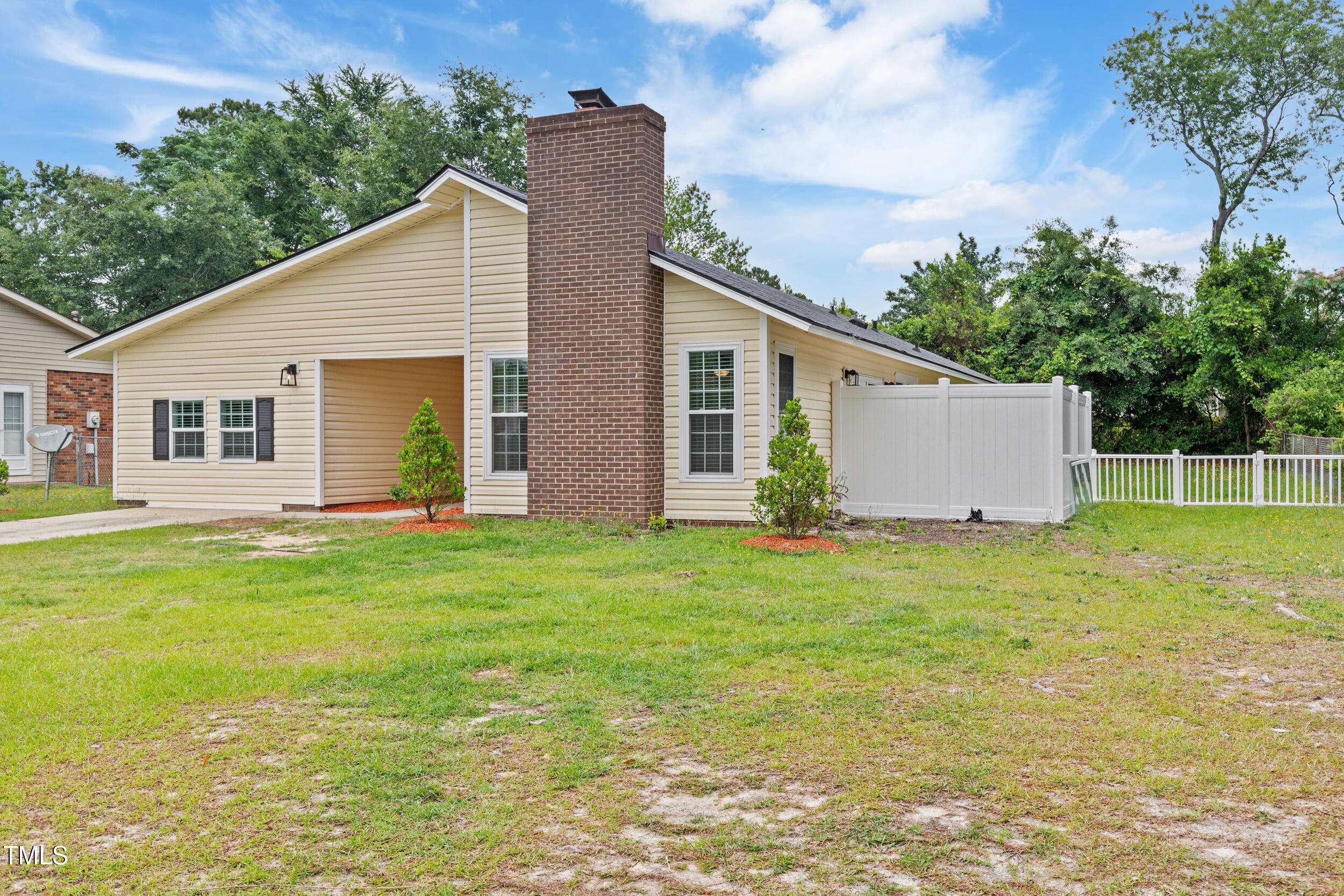 2169 Quailridge Drive, Fayetteville, NC 28304