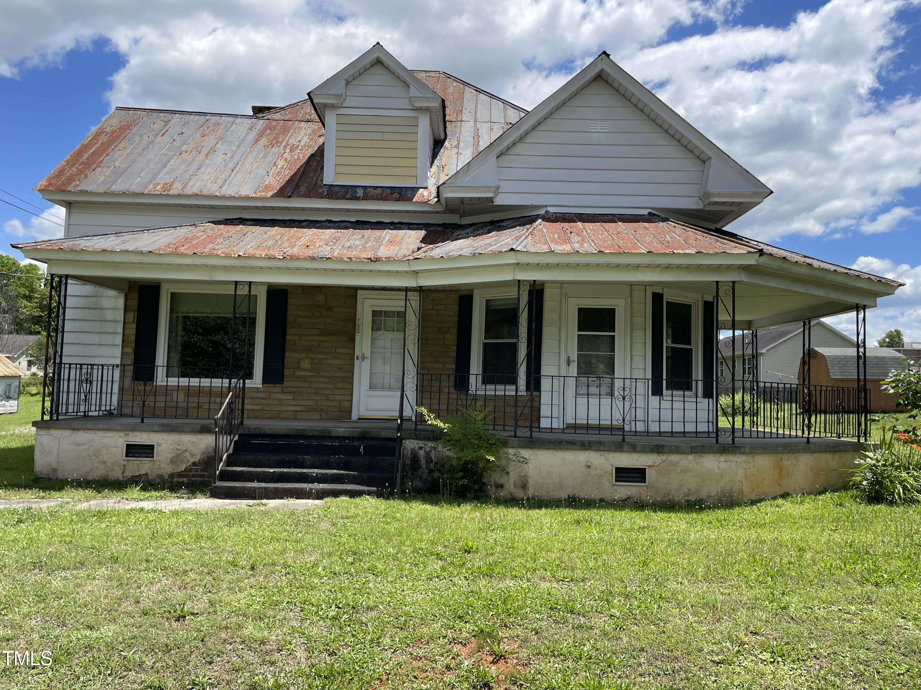 705 Washington Street, Graham, NC 27253