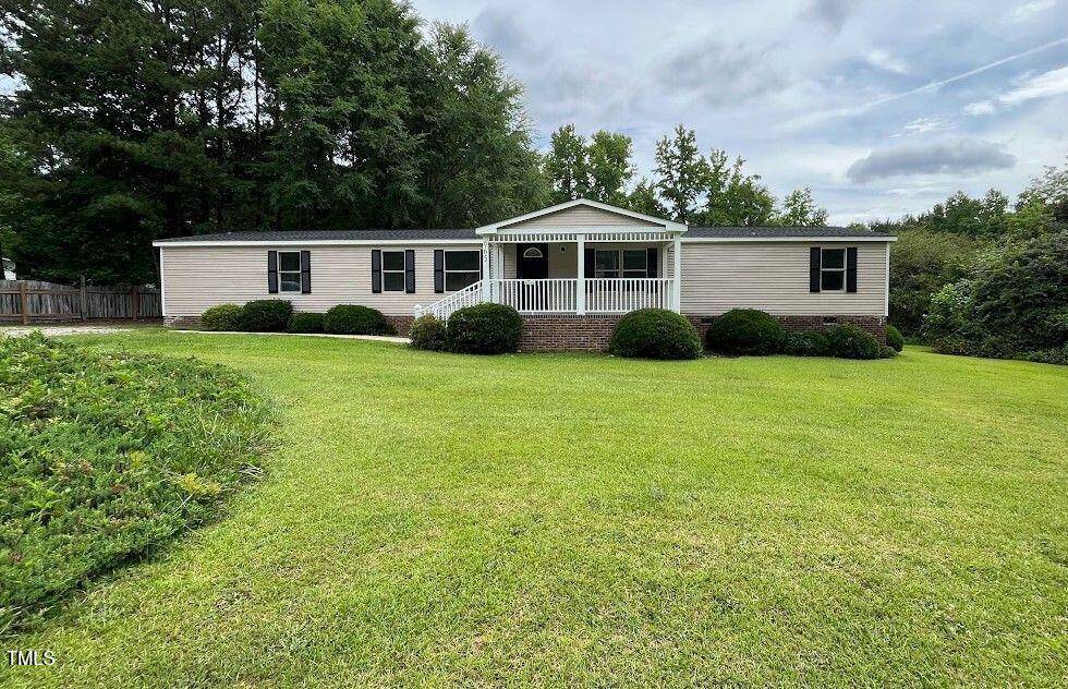 965 E River Road, Louisburg, NC 27549