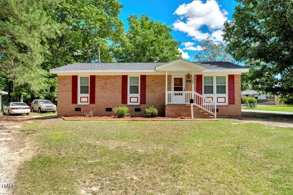 101 Apollo Circle, Roanoke Rapids, NC 27870