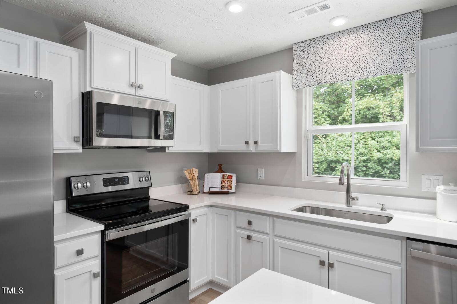 Fuquay Varina, NC 27526,188 South Breeze Way