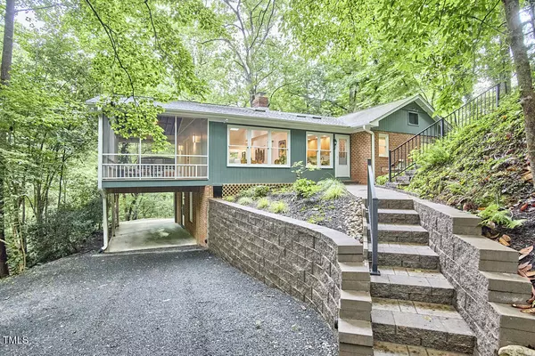 126 Weaver Road, Chapel Hill, NC 27514