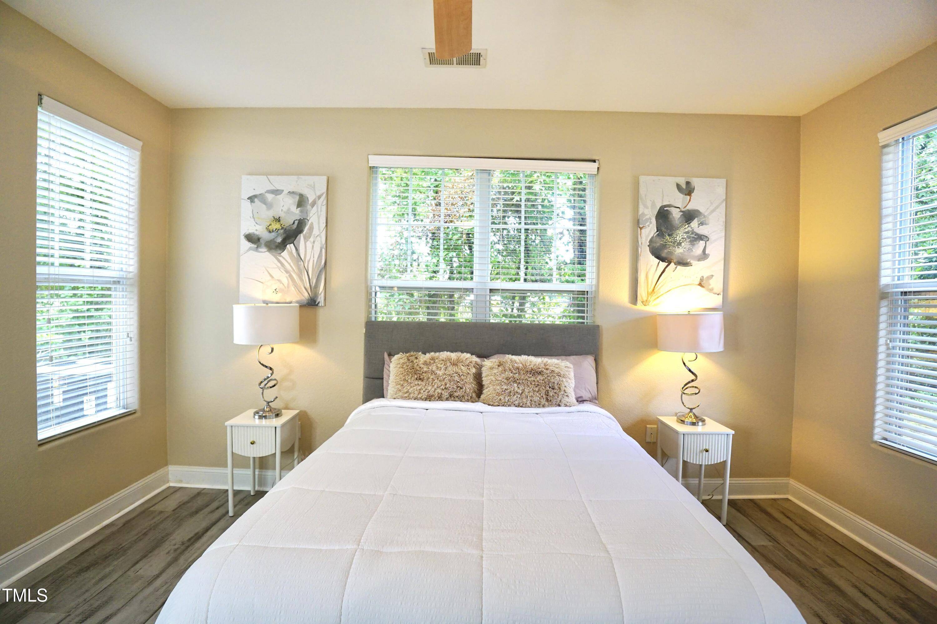 1912 Parkside Village Drive, Clayton, NC 27520