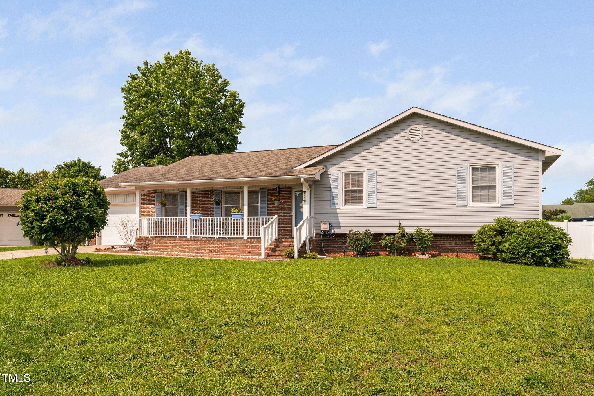 1690 Montrose Drive, Fayetteville, NC 28314