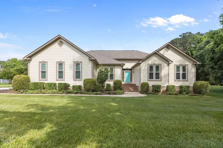 1614 E Hardscrabble Drive, Hillsborough, NC 27278