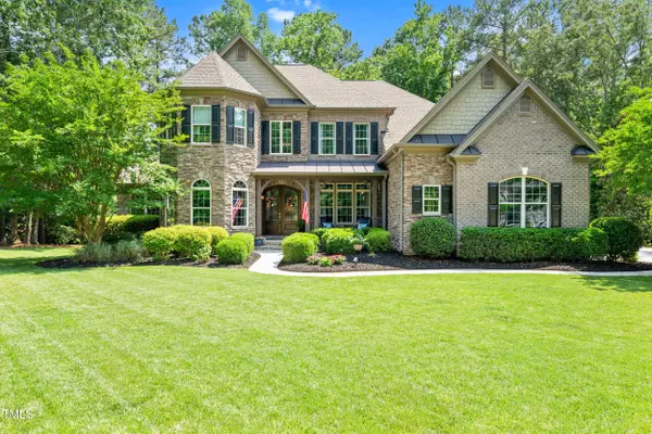 7552 Hasentree Club Drive, Wake Forest, NC 27587