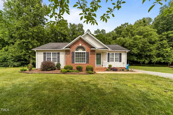 1383 Deercroft Court, Graham, NC 27253