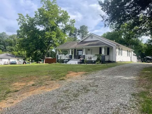 2037 Swepsonville Road, Graham, NC 27253