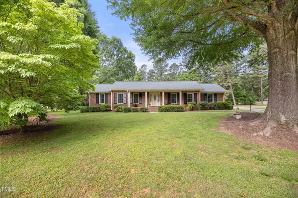 658 Hiawatha Place, Burlington, NC 27217